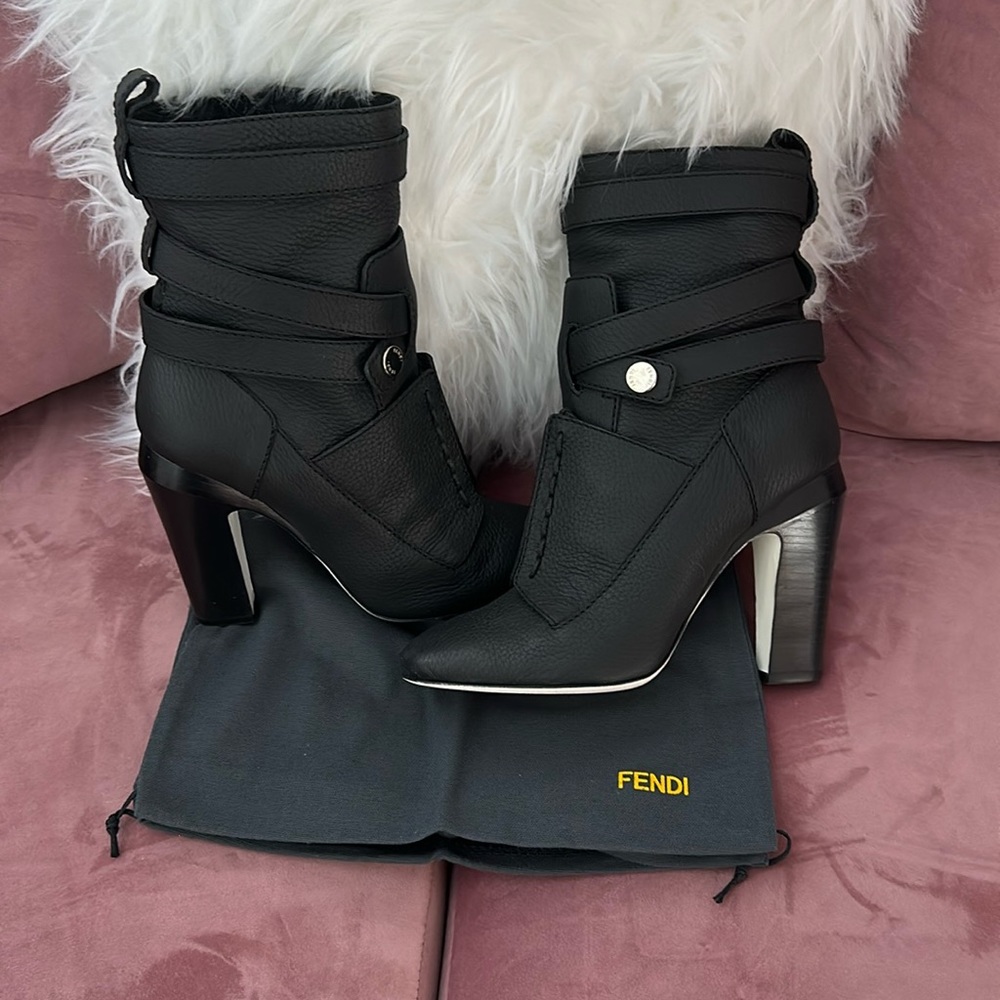 Fendi Tronchetto Cuoio Romano Filot